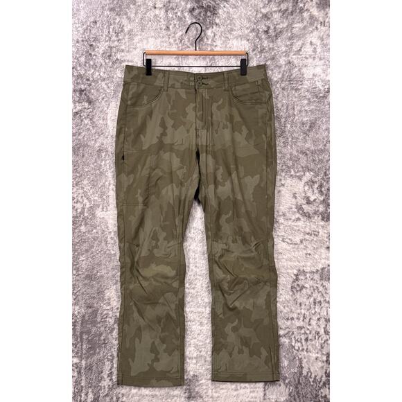Prana Pants 12 Short Womens Halle Straight II In Green Camouflage - Picture 1 of 8